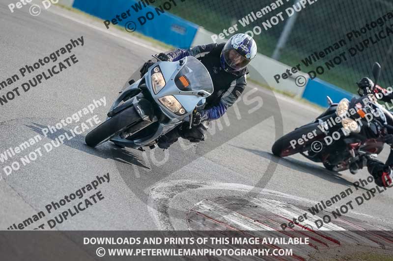 donington no limits trackday;donington park photographs;donington trackday photographs;no limits trackdays;peter wileman photography;trackday digital images;trackday photos